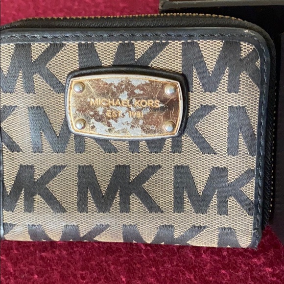Michael Kors Accessories - Michael Kors Wallet